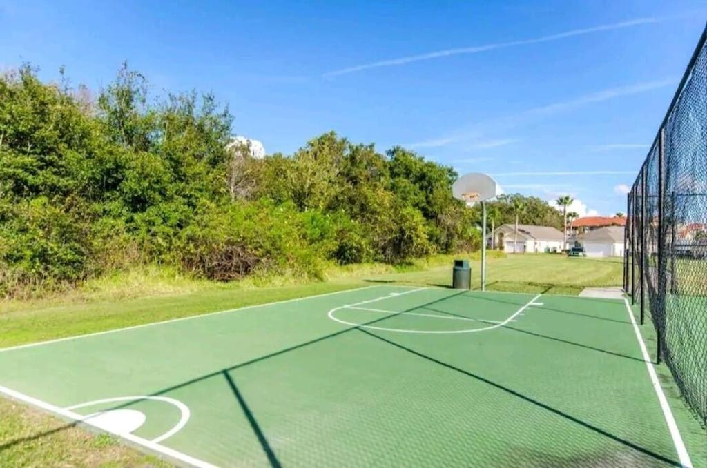 Berkley Family Resort: Quiet Getaway With Pool Near * Kissimmee